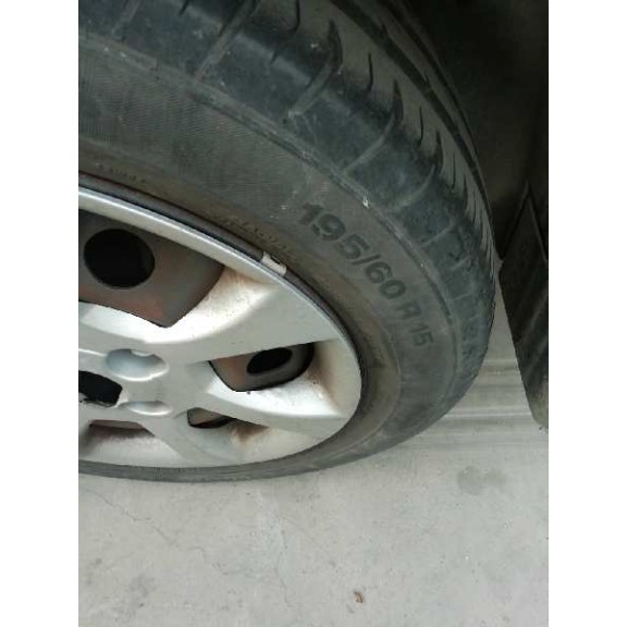 kia carens del año 2005