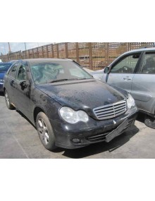 mercedes-benz clase c (w203) berlina del año 2000