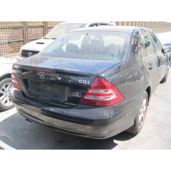 mercedes-benz clase c (w203) berlina del año 2000