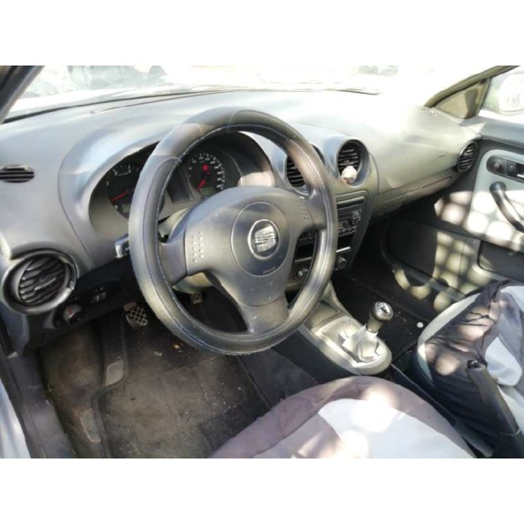 seat cordoba berlina (6l2) del año 2003