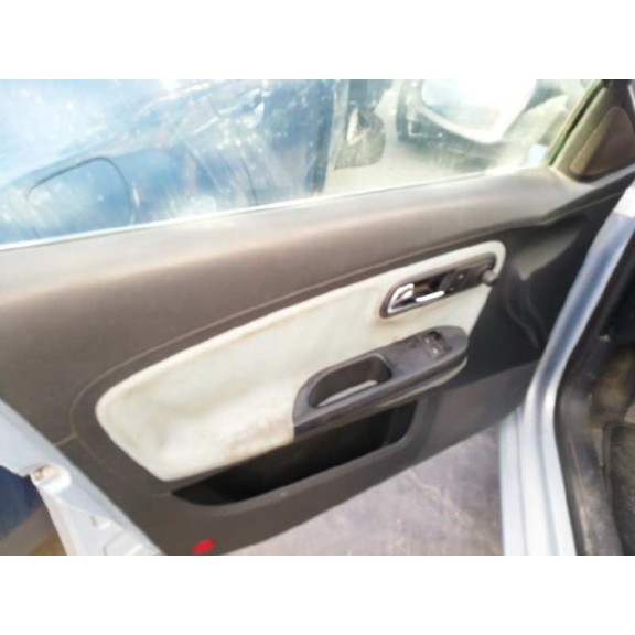 seat cordoba berlina (6l2) del año 2003