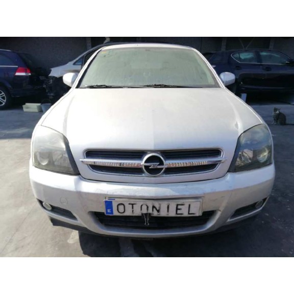 opel vectra c berlina del año 2005