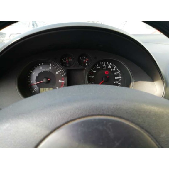 seat cordoba berlina (6l2) del año 2003