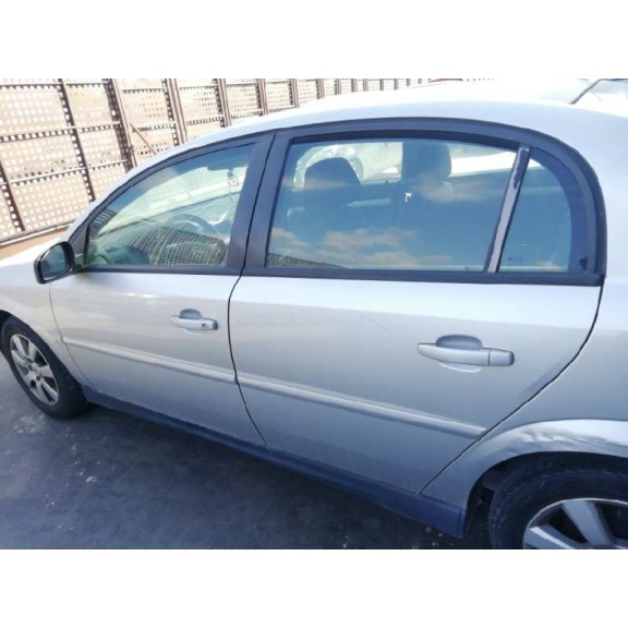 opel vectra c berlina del año 2005