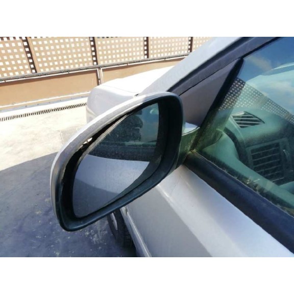 opel vectra c berlina del año 2005