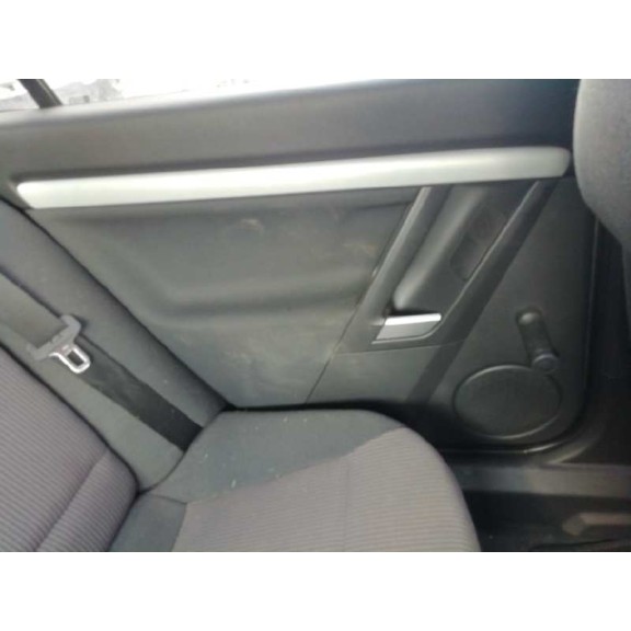 opel vectra c berlina del año 2005