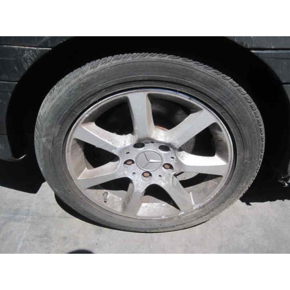 mercedes-benz clase c (w203) berlina del año 2000