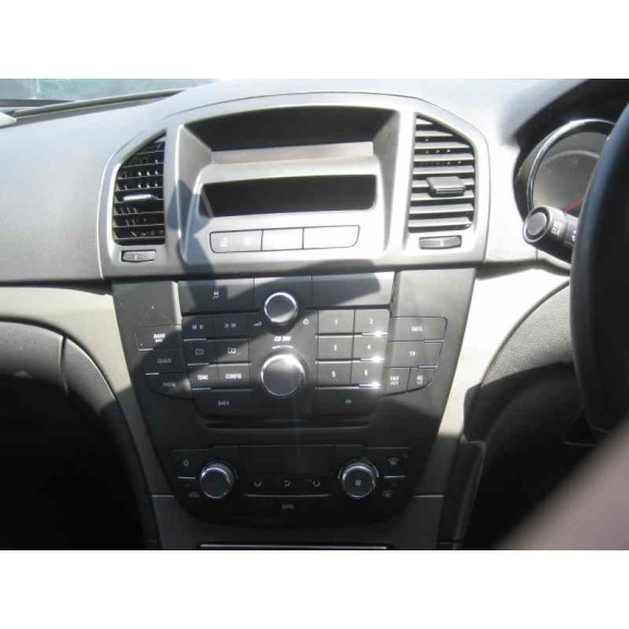 opel insignia berlina del año 2008