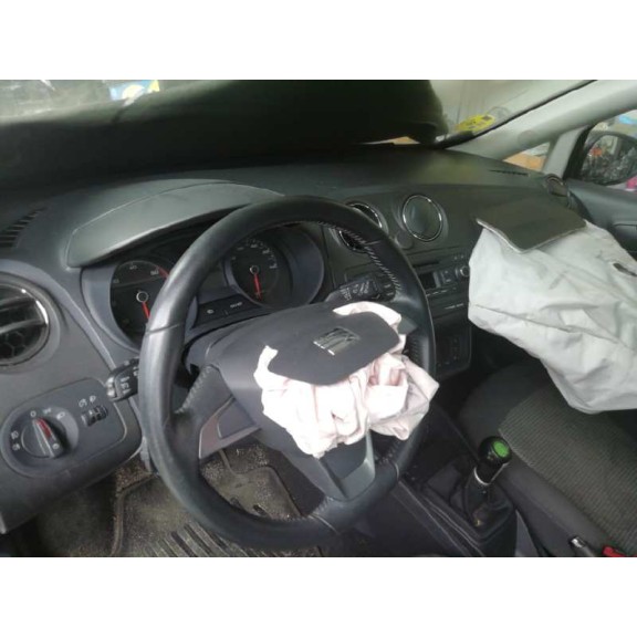 seat ibiza (6j5) del año 2014