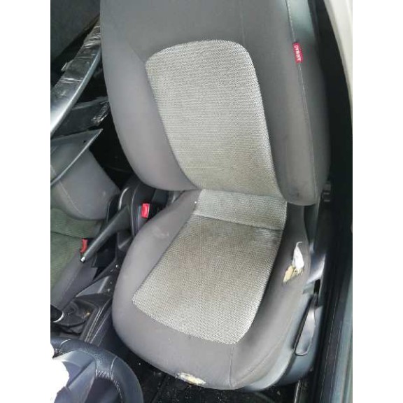 seat ibiza (6j5) del año 2014