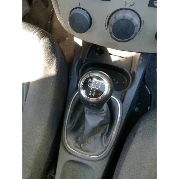 opel corsa d del año 2007