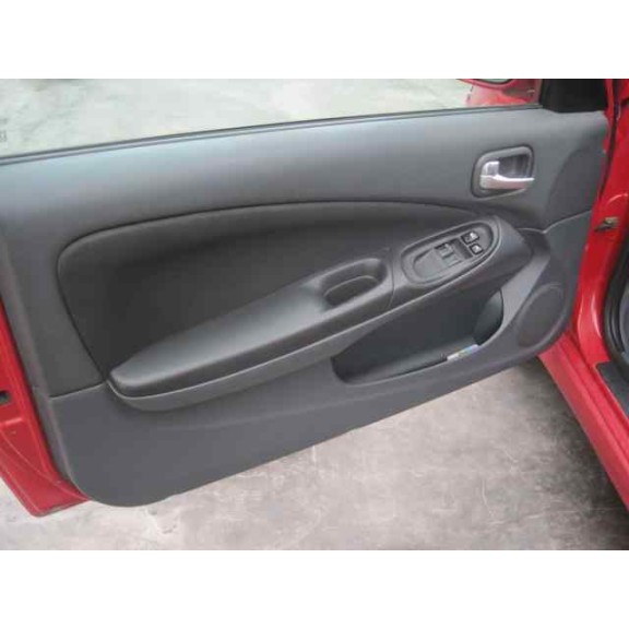 nissan almera (n16/e) del año 2004