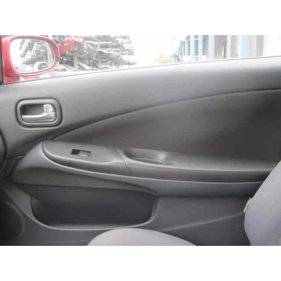 nissan almera (n16/e) del año 2004