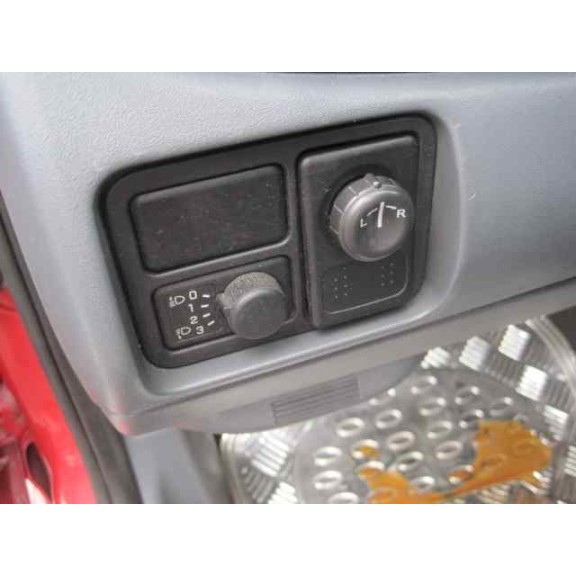 nissan almera (n16/e) del año 2004