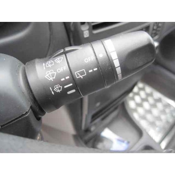 nissan almera (n16/e) del año 2004