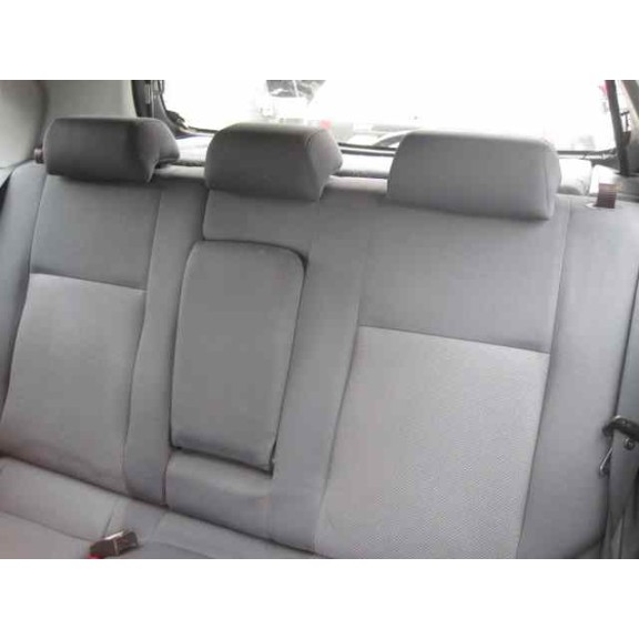 nissan almera (n16/e) del año 2004