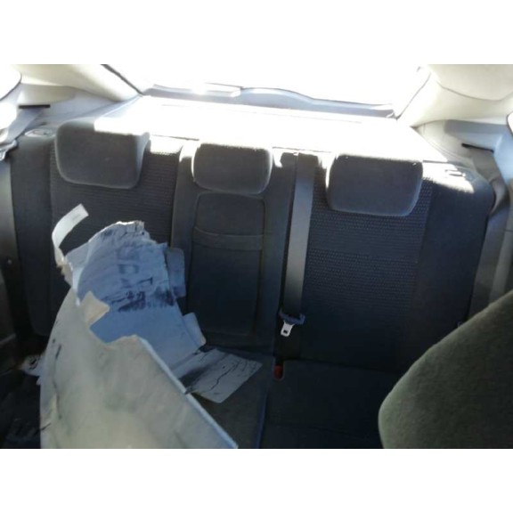 ford focus berlina (cap) del año 2006