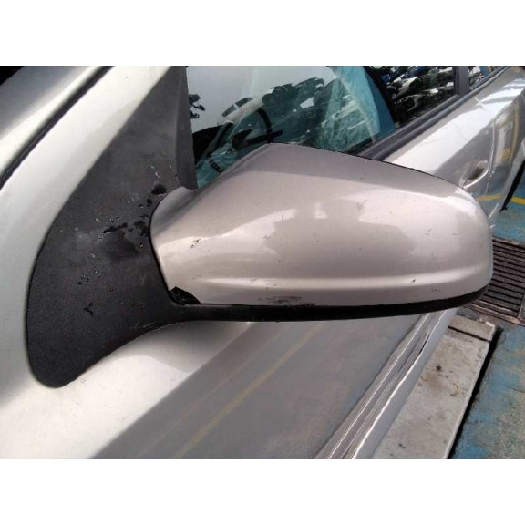 opel astra gtc del año 2005