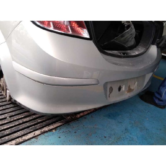 opel astra gtc del año 2005