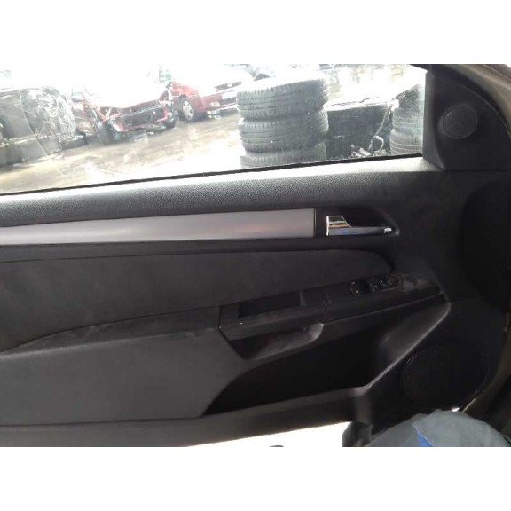 opel astra gtc del año 2005