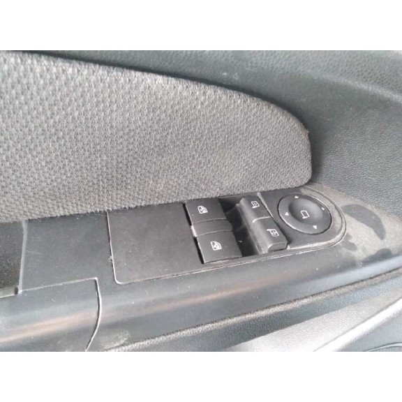 opel astra gtc del año 2005