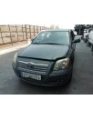 toyota avensis berlina (t25) del año 2005