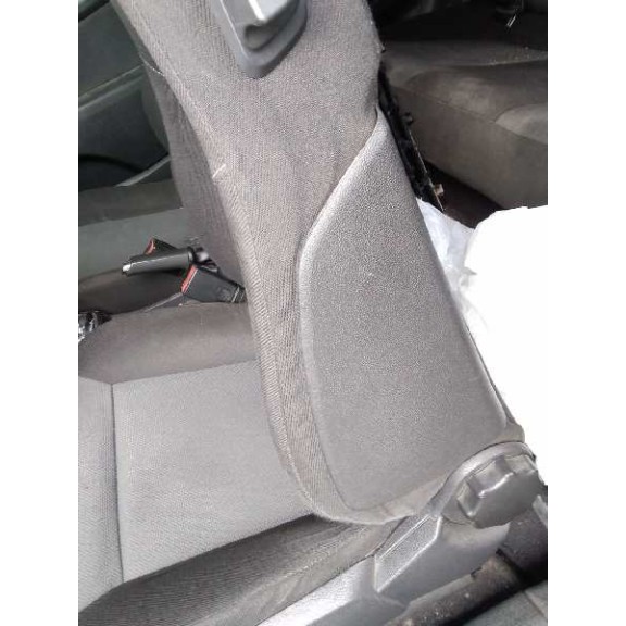 opel astra gtc del año 2005