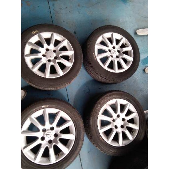 opel astra gtc del año 2005