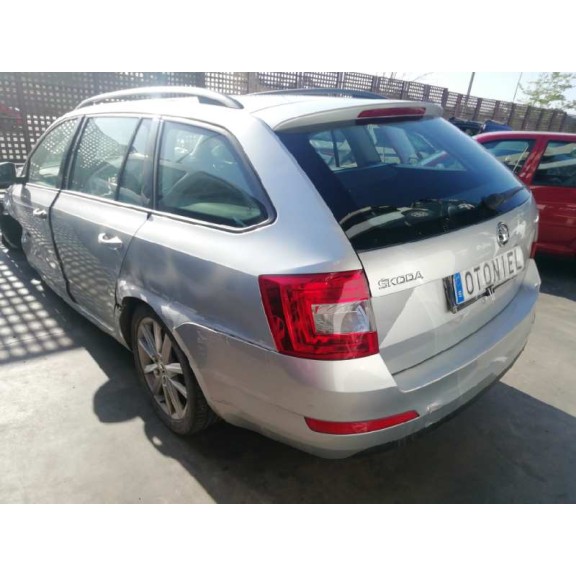 skoda octavia combi (5e5) del año 2014