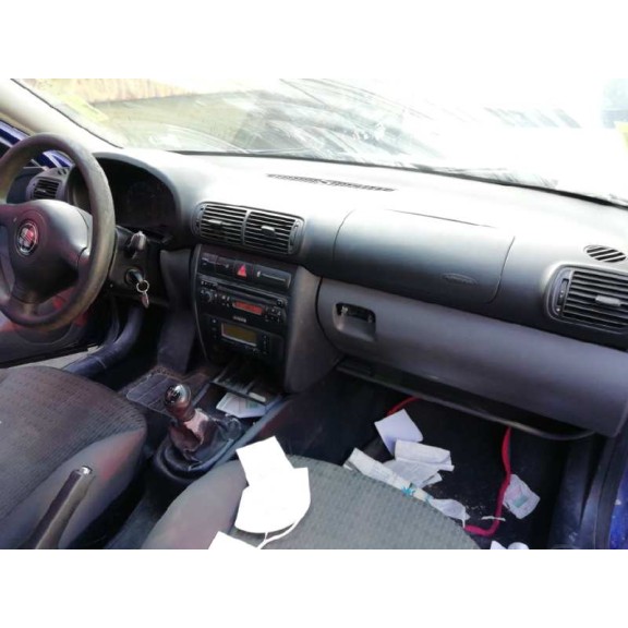 seat toledo (1m2) del año 2003