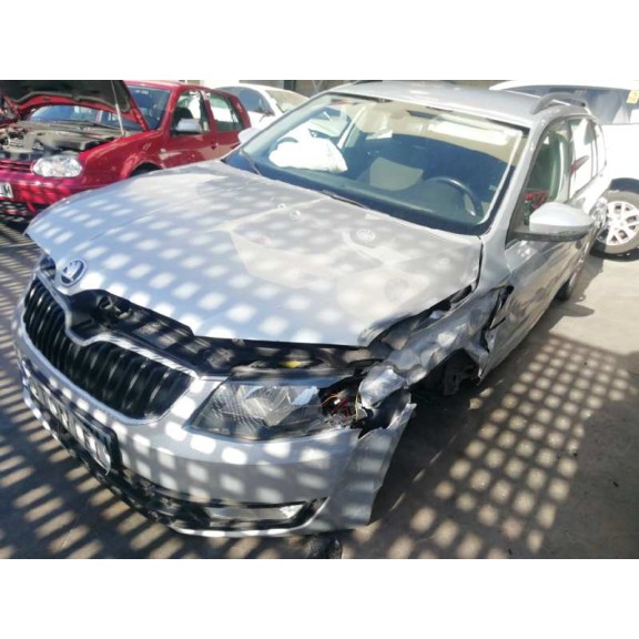 skoda octavia combi (5e5) del año 2014