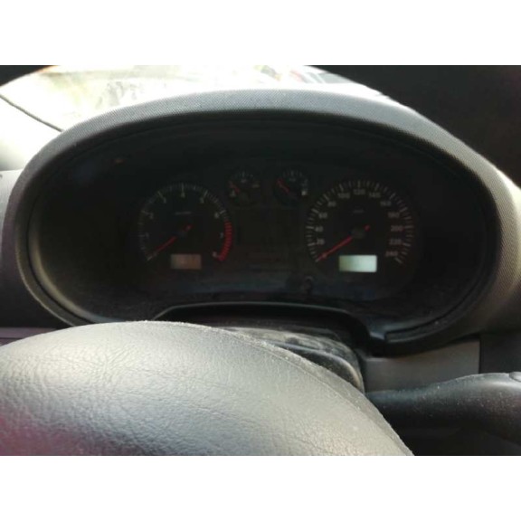 seat toledo (1m2) del año 2003