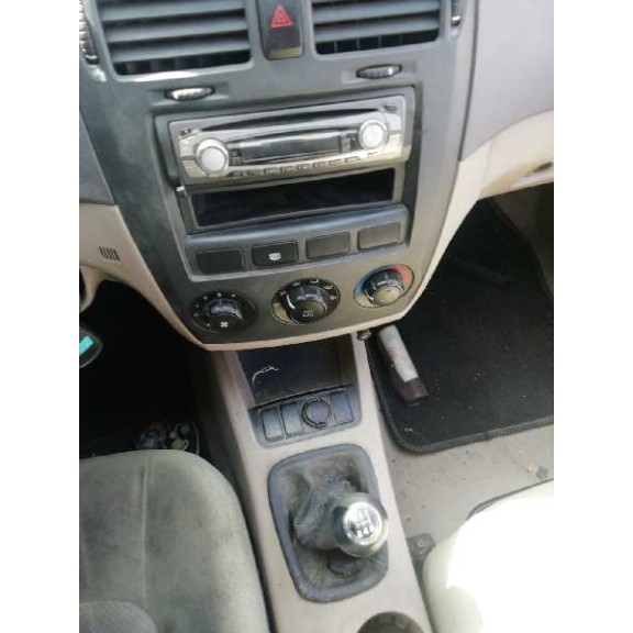 kia cerato del año 2006