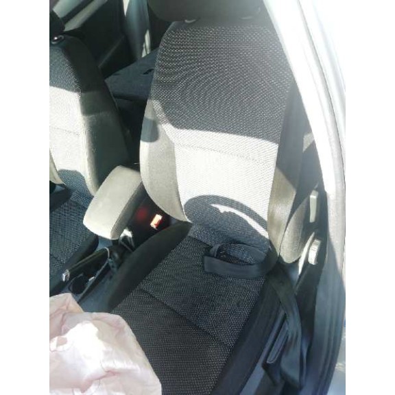 skoda octavia combi (5e5) del año 2014