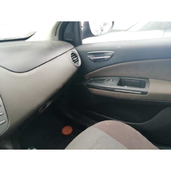 fiat bravo (198) del año 2011