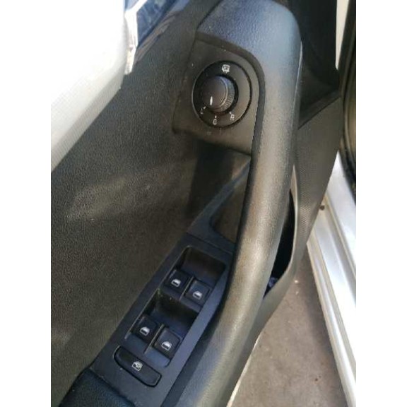 skoda octavia combi (5e5) del año 2014