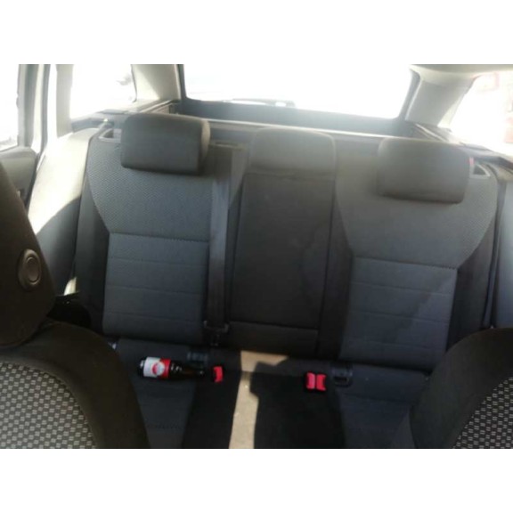 skoda octavia combi (5e5) del año 2014