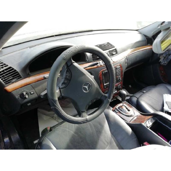 mercedes-benz clase s (w220) berlina del año 2001