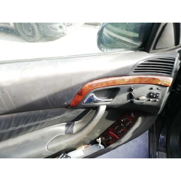 mercedes-benz clase s (w220) berlina del año 2001