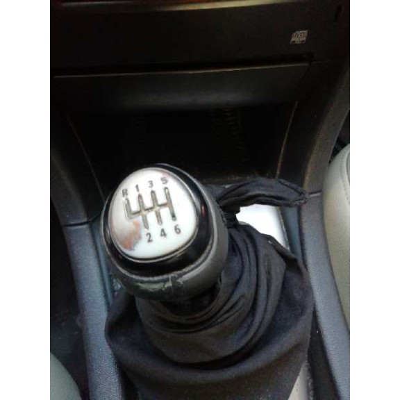 saab 9-3 berlina del año 2004