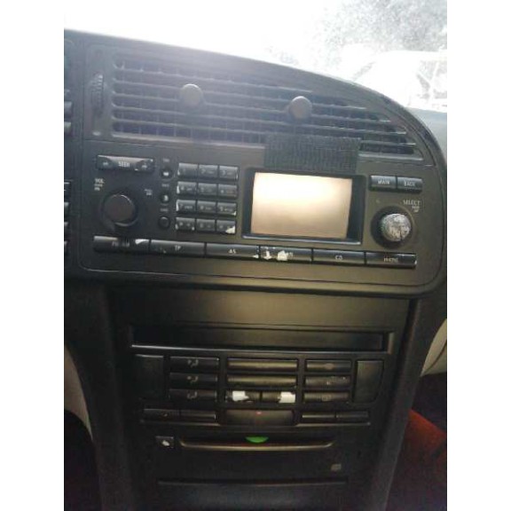 saab 9-3 berlina del año 2004