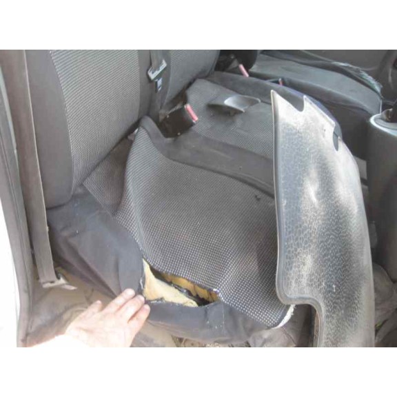 opel vivaro del año 2004