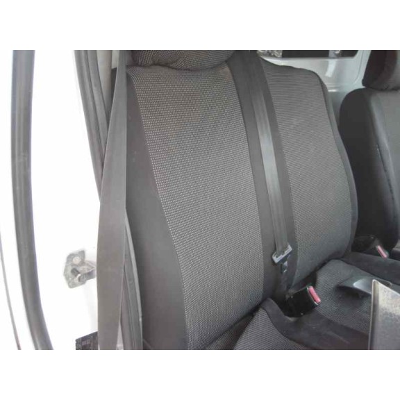 opel vivaro del año 2004