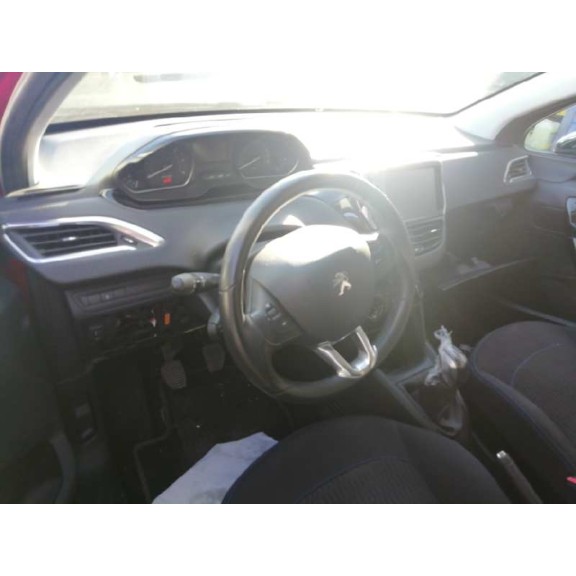 peugeot 208 del año 2017