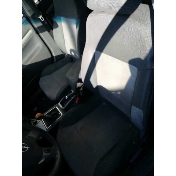 opel vectra c berlina del año 2005