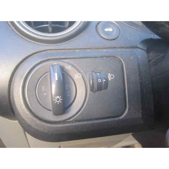 ford fiesta (cbk) del año 2003