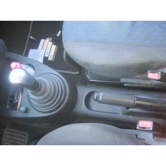 ford fiesta (cbk) del año 2003