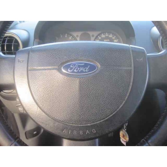 ford fiesta (cbk) del año 2003