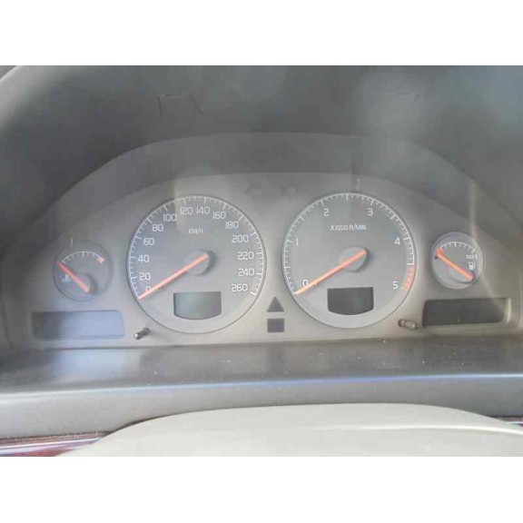 volvo s80 berlina del año 2000