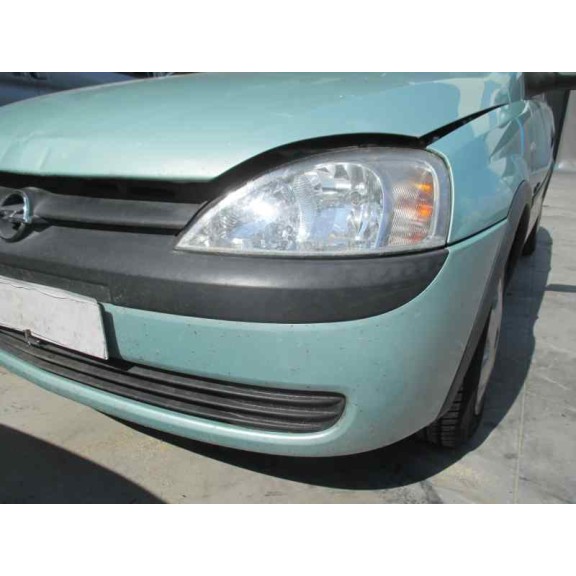 opel corsa c del año 2001